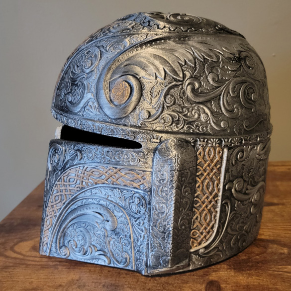 Mandalorian Deluxe Helmet